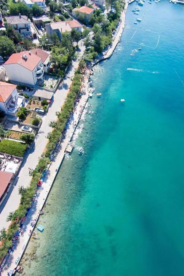 Apartments By The Sea Silo, Krk - 18721 Silo (Krk)